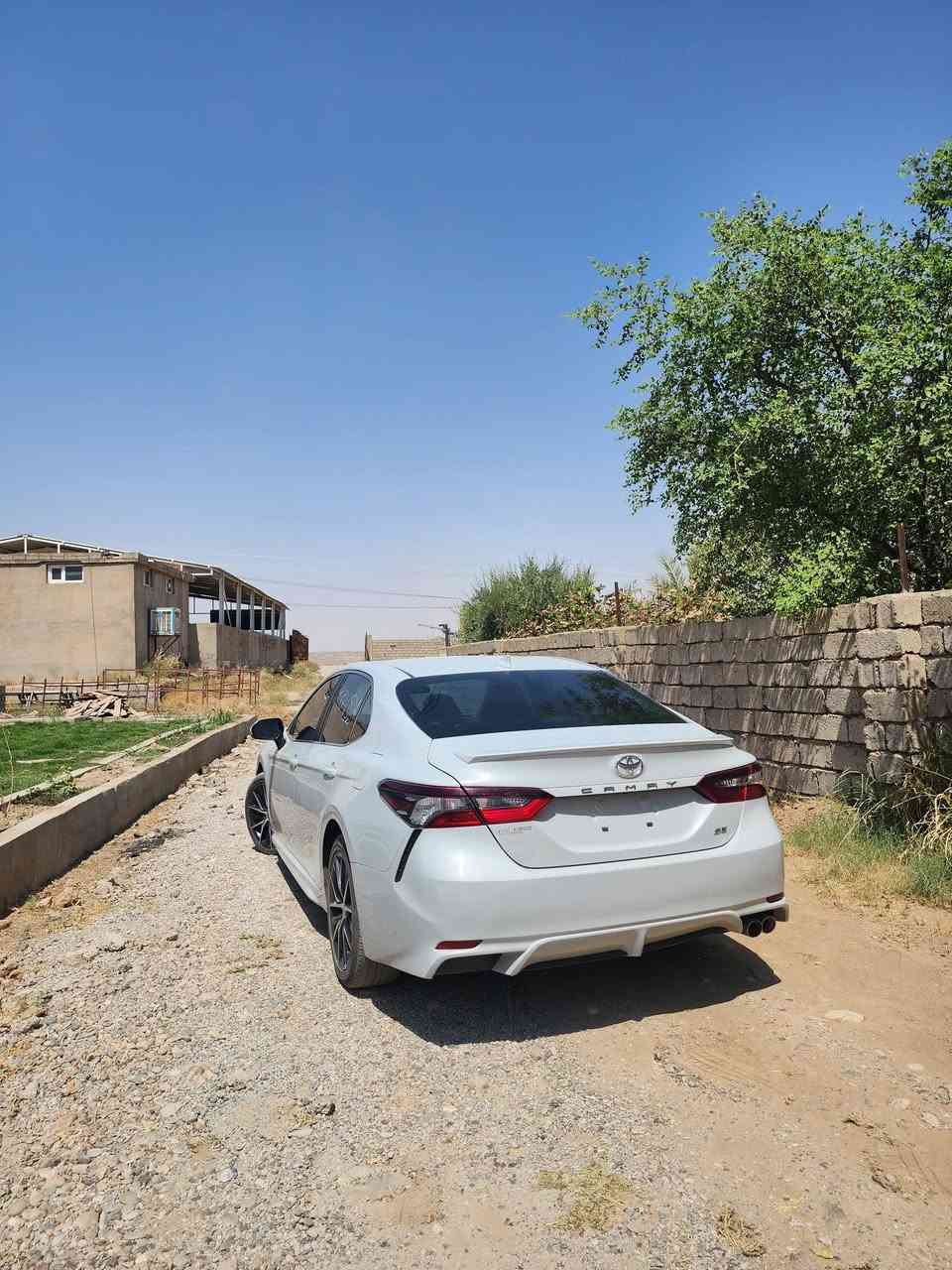 للبيع كامري 2024 SE بانزين 
دخول جديد 
رقم كركوك شهداء سنتين وتتحول 
تقريرها كلين ولاكن بيها چاملغ السايق والبنيد مبدلات بامريكا 
 وباب السايق وچاملغ السكن كلير وبيها البراكيت مبدل 
السعر 177 وبيها مجال 
مكاني كركوك الزاب 
للاستفسار الاتصال ***********
