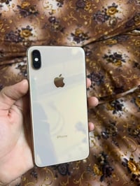 آيفون XS ماكس ٢٥٦ • بطارية ١٠٠٪ • شاشة مستبدلة