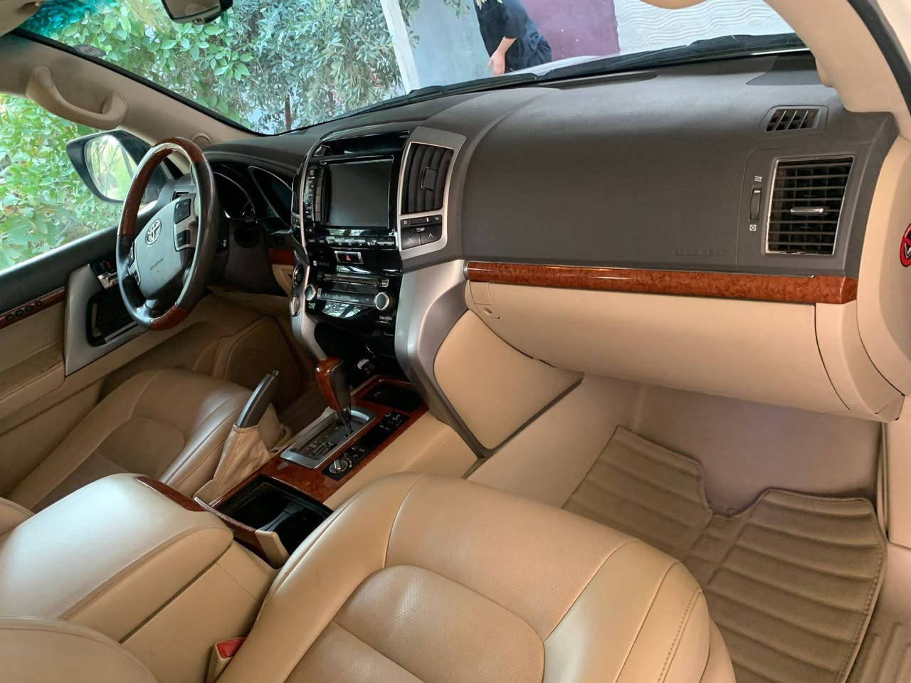 مواصفات لكزز معروفه محرك5700 vxrتبريد كشنات كسنين كهرباىي خزن ميموري سترين كهربائي صندق كهربائي خمس بصمات حساسات كامرات مكاني بابل ***********

