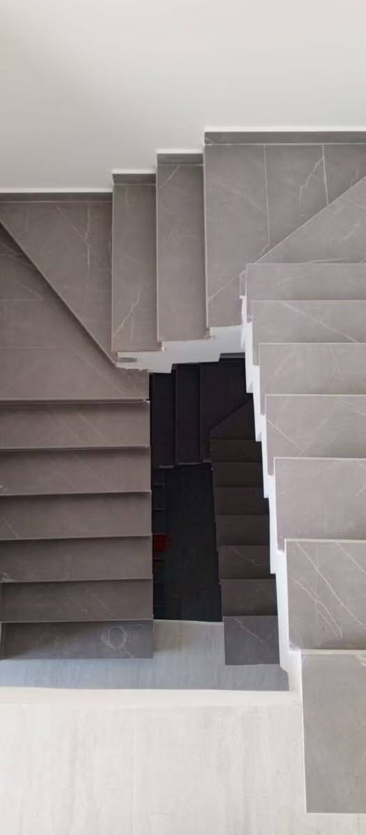 عمل متفرغ • مهندس سيراميك • ارضيات مرمر