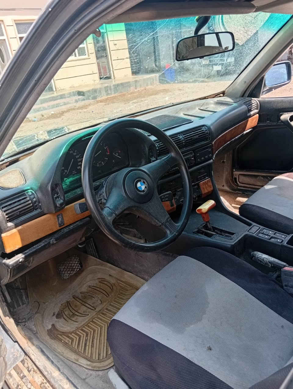 السلام عليكم لايك ومتابعه الحساب سعر بلاش اليوم 🚗

بي 735 كير ومحرك بشرط توماتيك صدر طخم تاير جديد 

رقم صلاح الدين الماني الشرعي بكياره سياره جاهزه 🚗✅

السعر 25 وبيها مجال بسيط مكان السياره كياره جنوب الموصل 

***********
