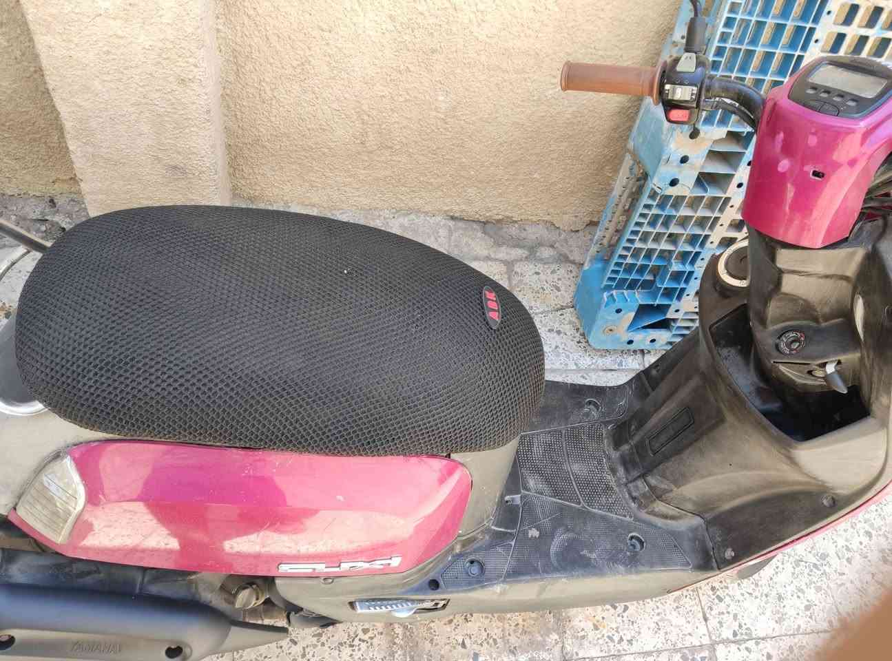سلام وعليكم بوليس نوزل امل طلاعات الدراجه الكهربائيه الضفيره ماملعوب بيهة بلاديه المكينه نكره سلف  مستعجل على بيعتهة السعر 575وبيهة مجال المكان بغداد البياع رقم الهاتف فقط واتساب ***********
