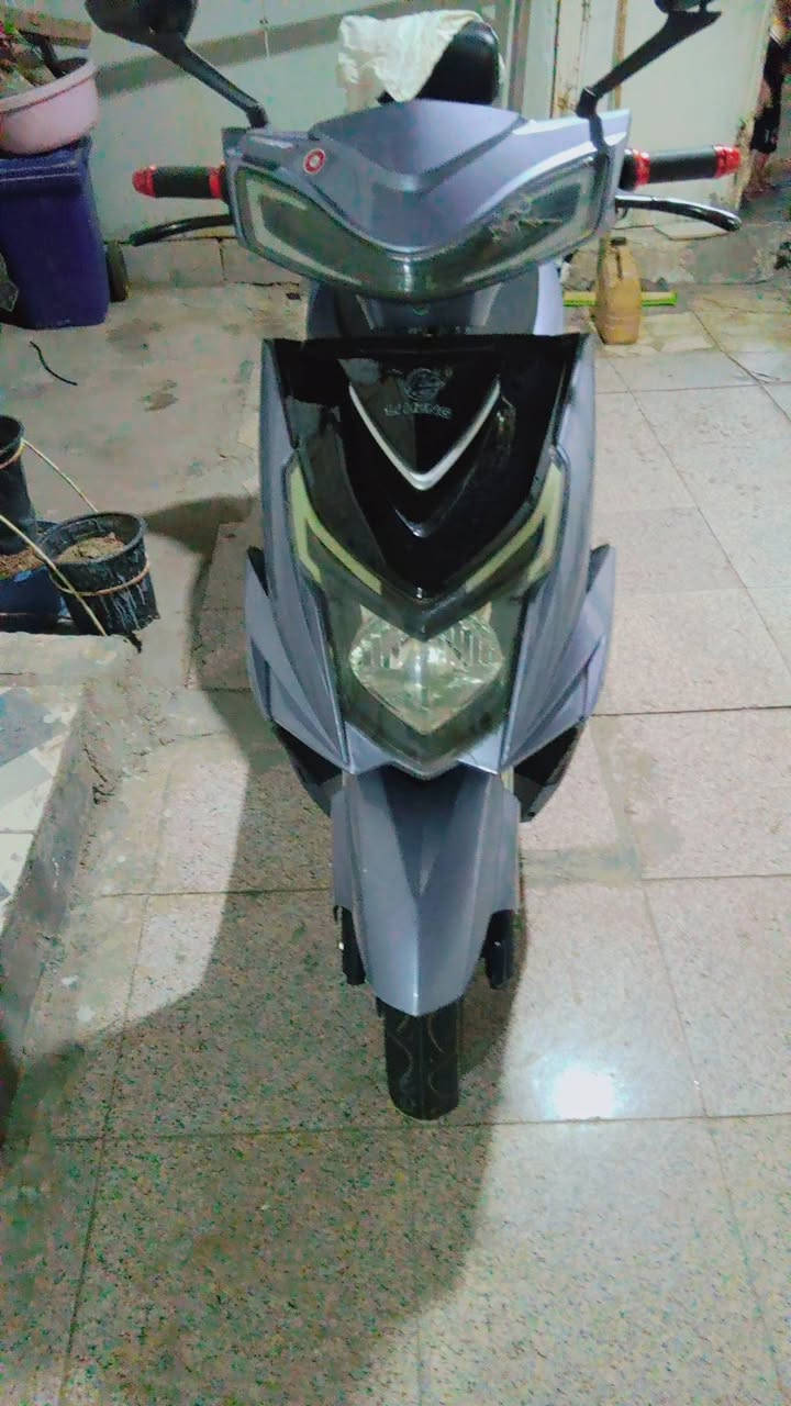 دراجه شحن بدون باتري السعر 325بيها مجال بغداد الحرية ***********
