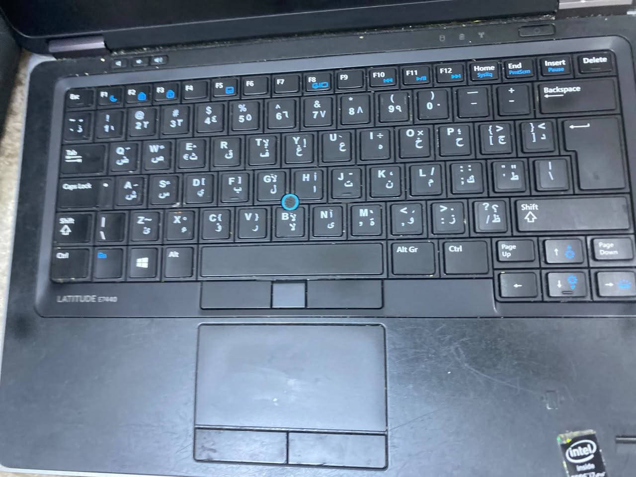 حاسبه للبيع عنوان كربلاء ماصار هواي من أخذته 425 رايده 250 مستعجل عله بيعته و من شركه DELL مواصفاته تخبل للاستفسار الاتصال على الرقم ***********
