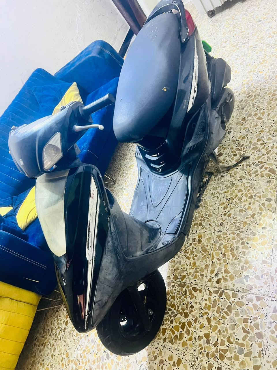 درجة بريز كابريتر كله بلادي اي نقص مابيها درجه نضيفه كفر ختم واحد درجه نضيفه وكله شغاله سرعته 140 لسعر 650 بغداد المشتل***********
