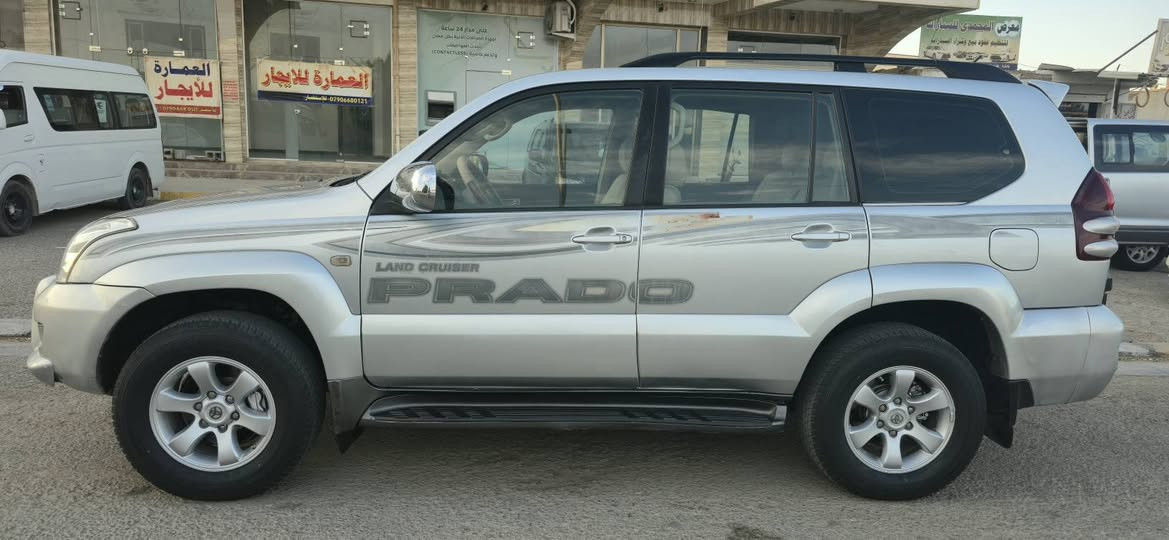 السلام عليكم ورحمة الله وبركاتة
#للبيع تيوتا برادو خليجي كويتي موديل 2005 رقم بغداد دولي سنوية 2030/9 بيه جرد بالقمارة بالكلير مو بالصبغ من الخلف . 
⭕ مواصفات السيارة 
🔷 محرك 6 سلندر 4000 VX 
🔷 كير اوتو D4 + فور ويل
🔷 تبريد 3 قطع شغال 
🔷 كشنات 2 كهرباء + تدفئة وتبريد
🔷 حدادية جيد جداً
🔷 دبل تانكي سبير تعليك
🔷  7 راكب 
🔷 ويل كب 5 تخم تاير جديد
🔷 شاشات 2 + كامرة
🔷 حساسات خلفي 
🔷 كشنات مدوشمة جلد
#السعر ( ١١٧ ) بيه مجال بسيط 
مكاني الانبار / هيت هاتف 
*********** 
***********
✅ بيع فقط نقد والله يرزق الجميع
