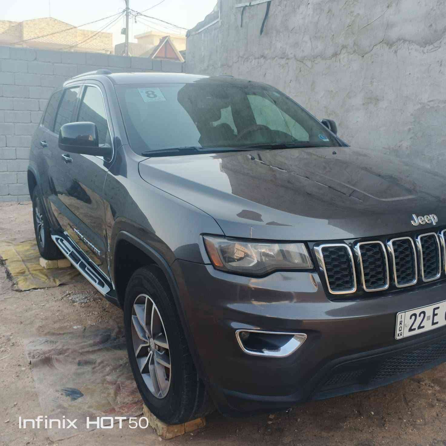 السلام عليكم جيب لاريدو وراد امريكي موديل 20 موصفات فول ماعدا بانوراما محرك 6 سندار رادارات جانبي حساحسات امامي وخلفي بصمه شاشه كبير كامير دوار حادث صندوق ربع مصبوغ جاملغ مصبوغ باب خلفي مصبوغ بدون تبديل بدون ارباكات سياره بسمي تريد وكاله او تحويل اني حاضر سياره جاهز مابي نقص مكاني كربلاء رقمي بي واتساب ***********

نص مكتوب في الصور:
- Infinix HOT 50
- Infinix HOT50