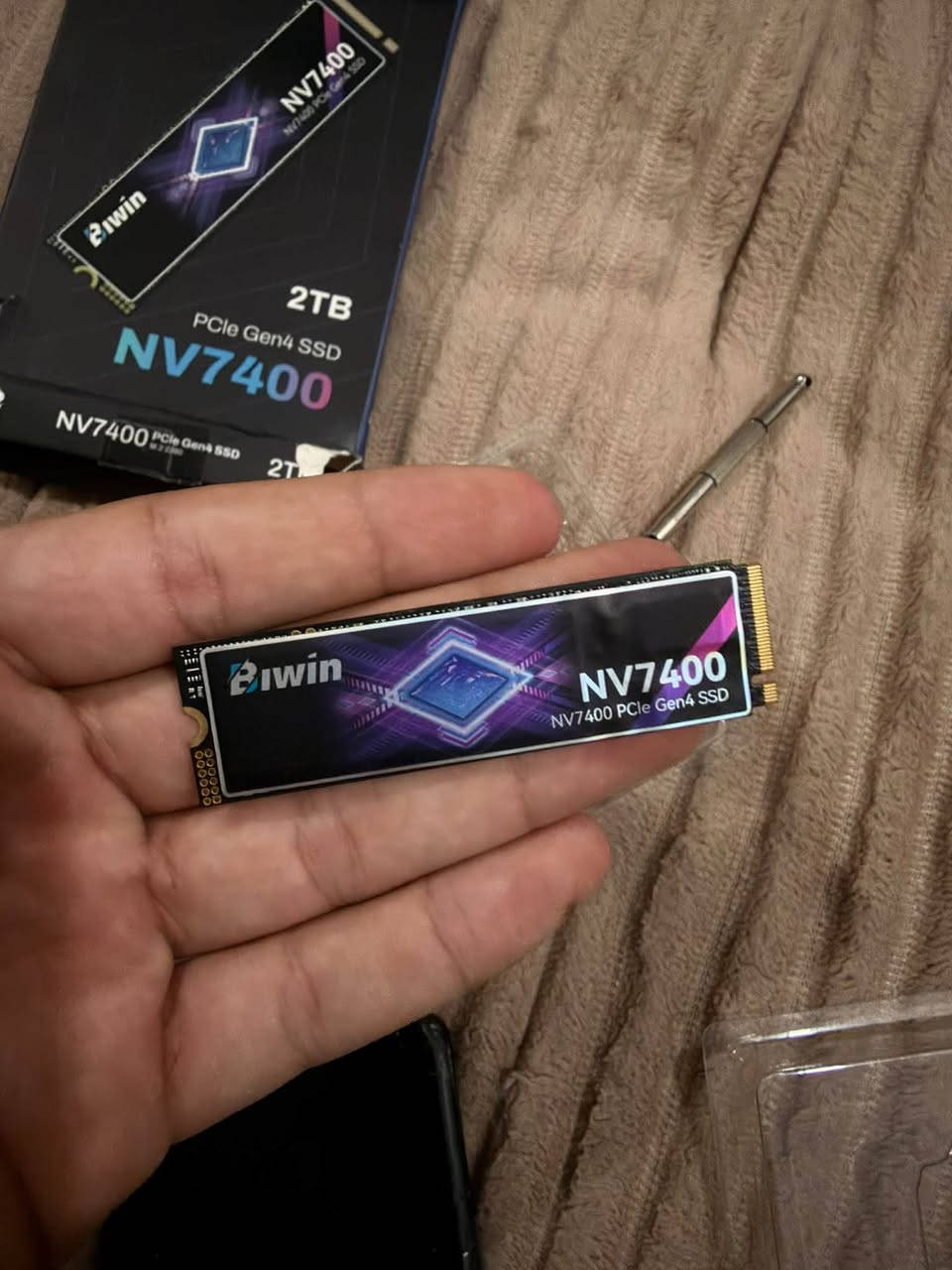ssd m.2 
2tb 7400 speed
السعر 325 
جديد غير مستخدم
