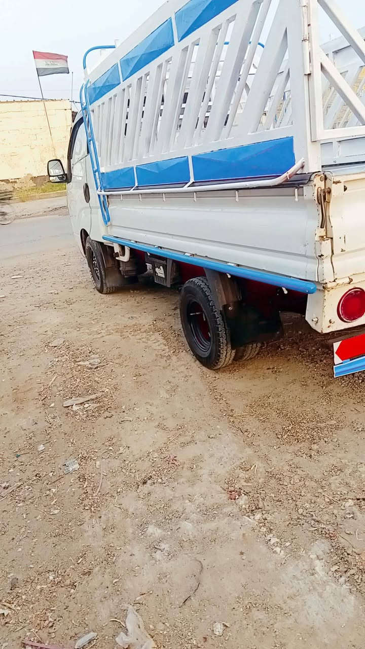 ام عيون • ٢٠٠٧ • محرك ٢٧٠١