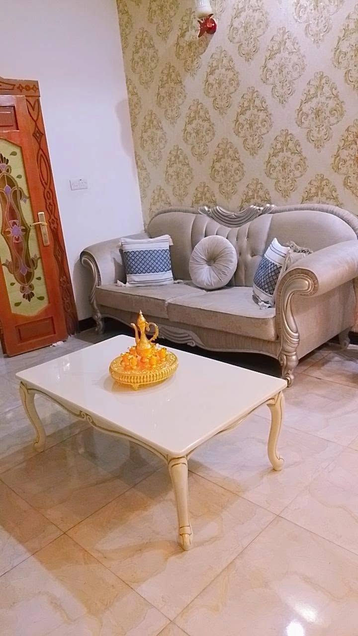 للبيع خشب زان مصري مابي اي ضرر+طبله وسطيه/سعر 800 
للاستفسار ***********
