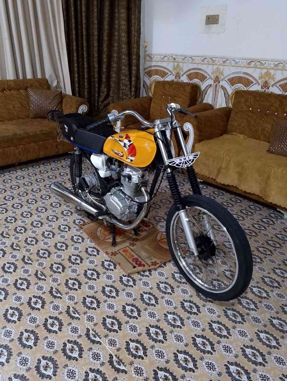 سلام عليكم دراجه البيع نامه شلامجه 22 ادوات مكينه شلعه ومعدل طير دراجه تعميرته 26 كله جديد سعرها 500 وبيه مجال الشراي مكاني كرنه ثغر ***********
