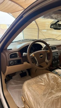 تاهو • ٢٠١١ • ٨ سلندر