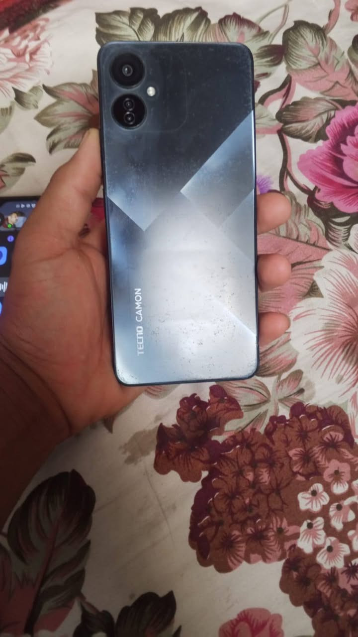 سلام عليكم جهاز للبيع Tecno Camon 19ما مفتوح سعرها 125 جهاز نضيف ذاكرته 128ما طاب تصليح*********** كوفه
