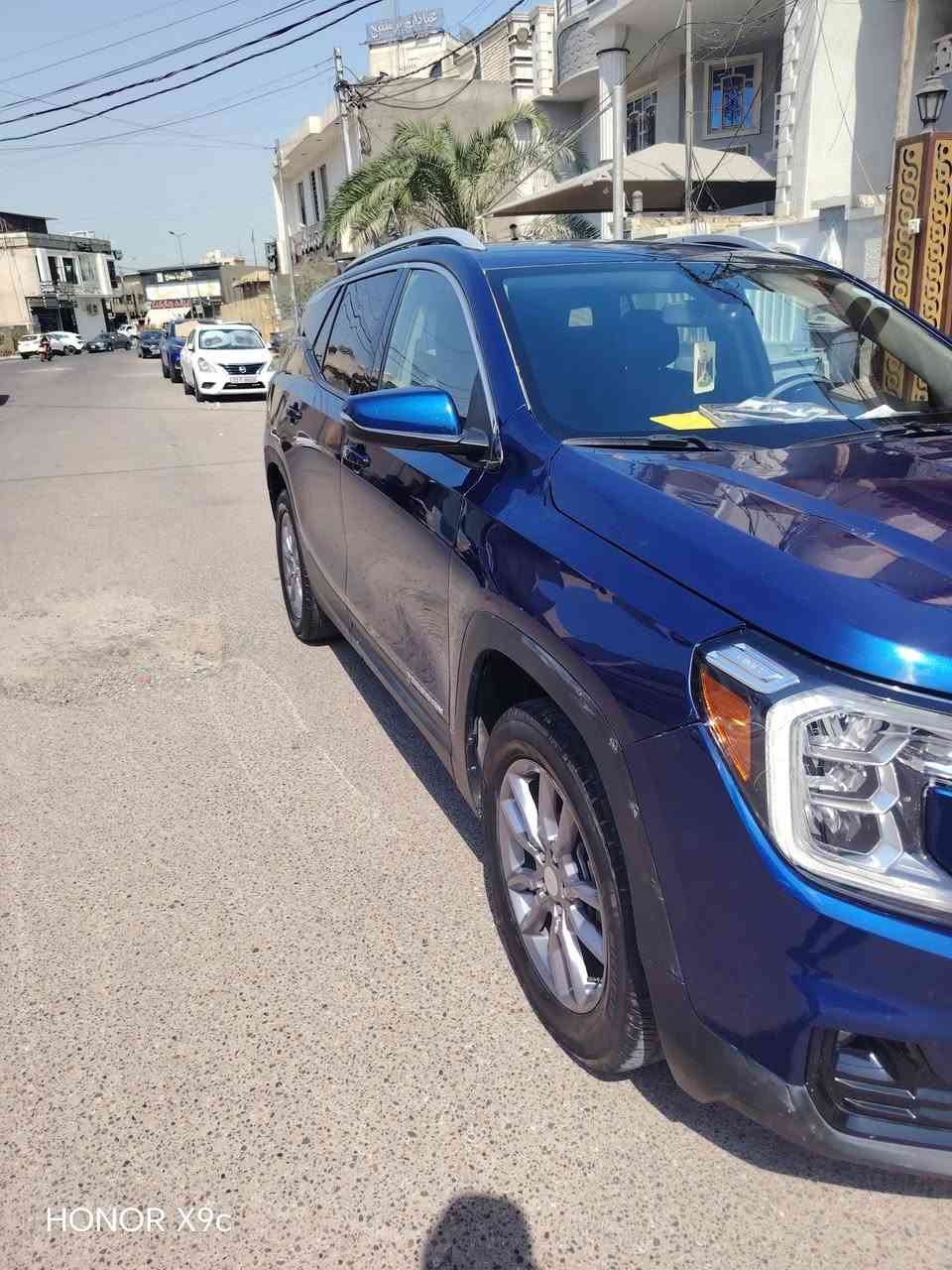 السلام عليكم اخوان جمسي تيران ٢٠٢٣ محرك ١٥٠٠ تيربو SLt فول عدا الفتحة ماشية ٤٠ الف ميل مواصفاته حلوة تبريد قطعتين ثلج حساس اوتو هولد سايد ابريك دكمة كير لمس كشنات جلد +كهربائي + تدفئة صبغ ٣ قطع بنيد + جاملغ + صندوك امصلح نفسة ومصبوغ السعر ١٦٠ وبيه مجال مكاني الدورة حي الصحة للاستفسار ***********

نص مكتوب في الصور:
- HONOR X9c