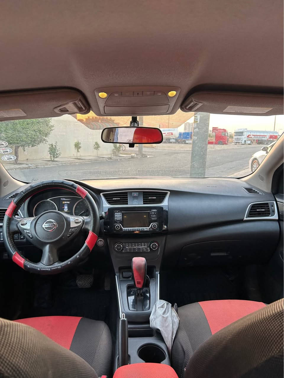 سینترا مۆدیل ٢٠١٧SV مارۆنی نرخی ٩٦ وەرەقە معامەلەی تیدایە بۆ فرۆشتن بۆنیت و چاملغی لای سەکن سبوغە لەگەل چاملغی پشتەوی لای سەکن سبوغە بی ژوور گرتن بەشەرتی   سەقفەکەشی دوو سبتی تەعدیلە هەموو شتیکی گیرو مەکینەی بەشەرت 3N1AB7AP5HL653380
شوین هەولیر رەقەم تەلەفون *********** أربيل, العراق
