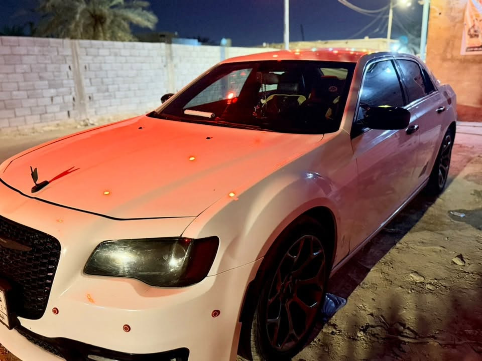 كرايسلر 300 • ٢٠١٣ • بدون لوحات
