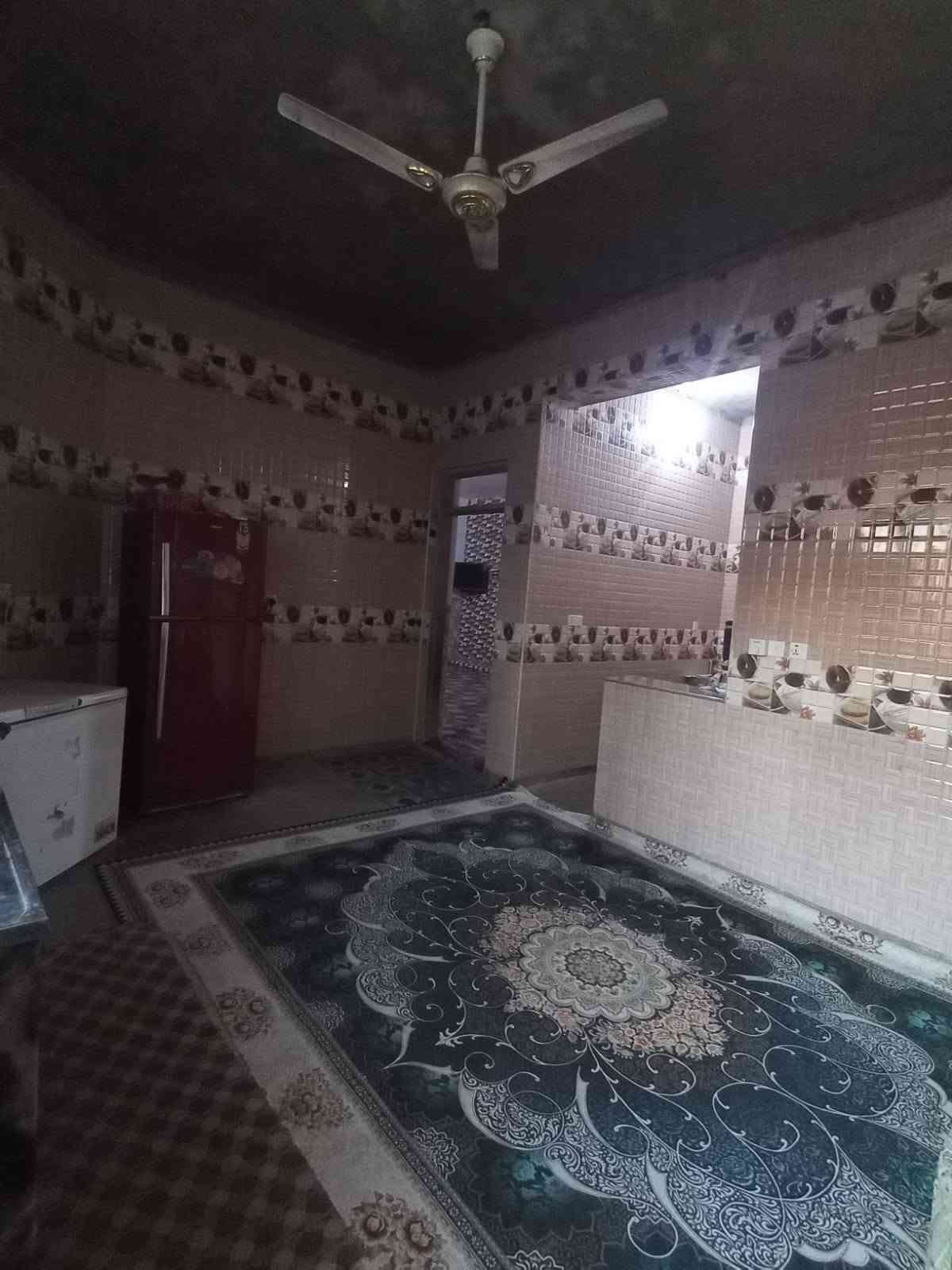 بيت للبيع • ٣٠٠م • يم جامع الشمري