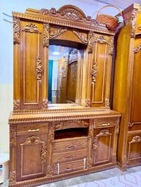 غرفة صاج • ستة باب