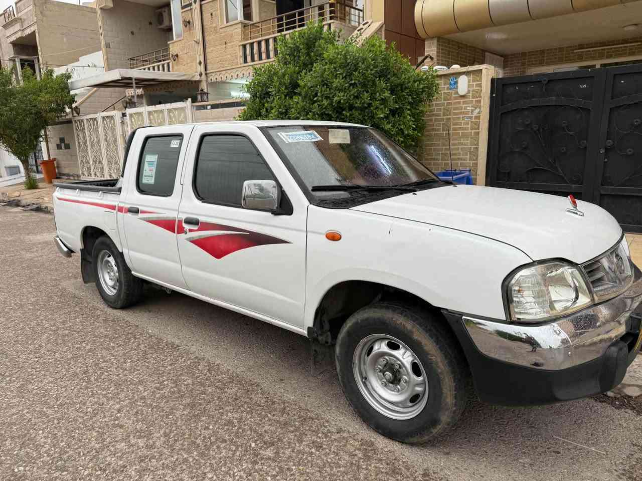 بيكاب نيسان • ٢٠١٣ • غاز وبنزين