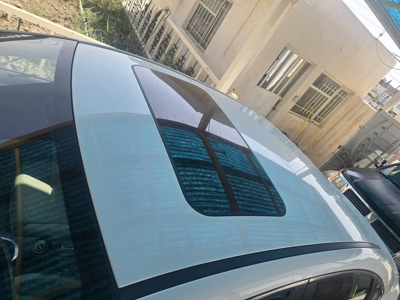 السلام عليكم كيا سيراتو موديل 24 خليجي رقم واسط سنويه لغايه 2030  استخدام شخصي كفاله عامه ضربه وصبغ وتبديل وفتح شاشه جبيرة استقطاع مباشر من الشركه (وكاله مضمونه وينكتب بالمكاتبه من صاحبه الشرعي بانه ملزم بتسديد المصرف حتى تضمن حقك) فتحه  مري شفط ومكينه دوش شرط مامفتوحه ماشيه 33 حقيقي سياره جديده مكينه 1600 كير حداديه تبريد تدفئه ( تبريد قطعتين) تخم تاير جديده السياره من الداخل ومن الخارج  على وضع الشركه مكان السياره واسط بمركز الكوت السعر ١٧٥ الاتصال أو واتساب 
***********

