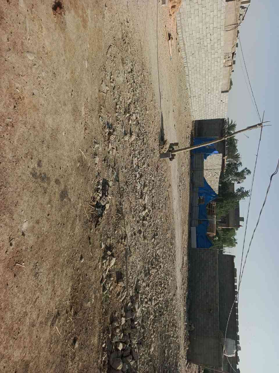 قطعتين للبيع بسعر مناسب العنوان بغداد المعامل الحسينيه قرب شارع سيد مطر الياسري قريبات علشارع العام مسافه 3دقايق واقع حال السعر 9 وبيهن مجال بسيط اتصل وتدلل *********** واتساب ***********
