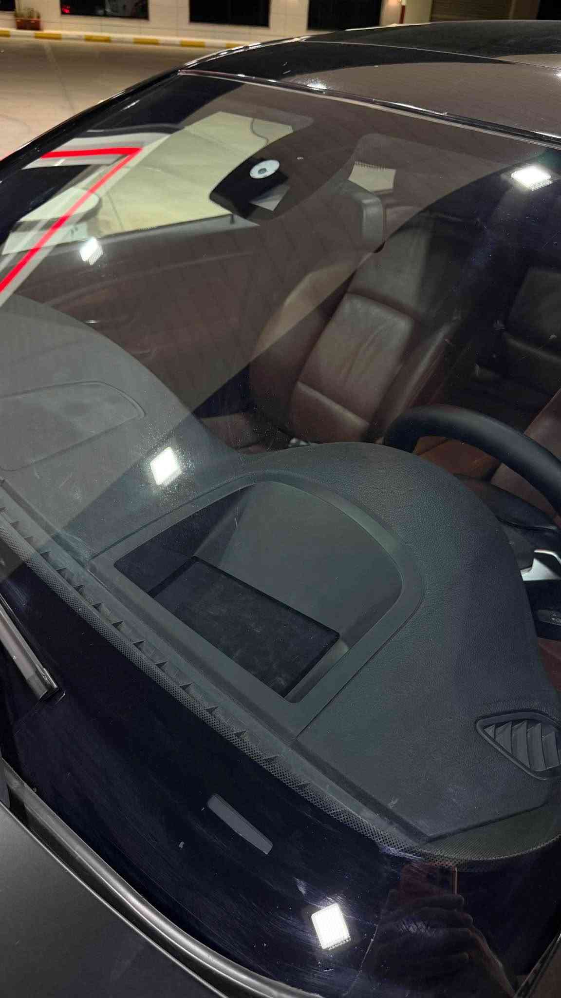 ***********
BMW f10 530M 2010
شکڵی دەرەوەی کراوە بە M5 مواسەفاتی فوولە مەکینەی ٣٠ نۆزل کورت .چواردوگمەیە ( داتاشۆ - دەرگا شەفت -360 دەرەجە ڕادار و حاسەو کامێرا - خەتی جادە - هەزازی سوکان - پێنج پەردە - لایت داینامیک - سلایت - سنوقی دواوە کارەبای و شەفت- دەسکی دەرگا بەسمە و لید - ئاوێنە شەفت و هیتەر و ڕادار - شاشە گەورە - سوکانی M و شەفتی سەر سوکان - ویلی ١٩ ئینجی بیلادی M5 دوو سایز -سێ مۆدی لێخورین - کامل کراوە بە ڕەشی مات بە لەزگەی اسڵی - سالۆنسای دەسکاری - یەک ژێر دەرگای دواوەی پەمپە - گێڕ و مەکینەو کارەبای بە شەرت نرخی 165 گەلاو مەعامەلە السليمانية, العراق
