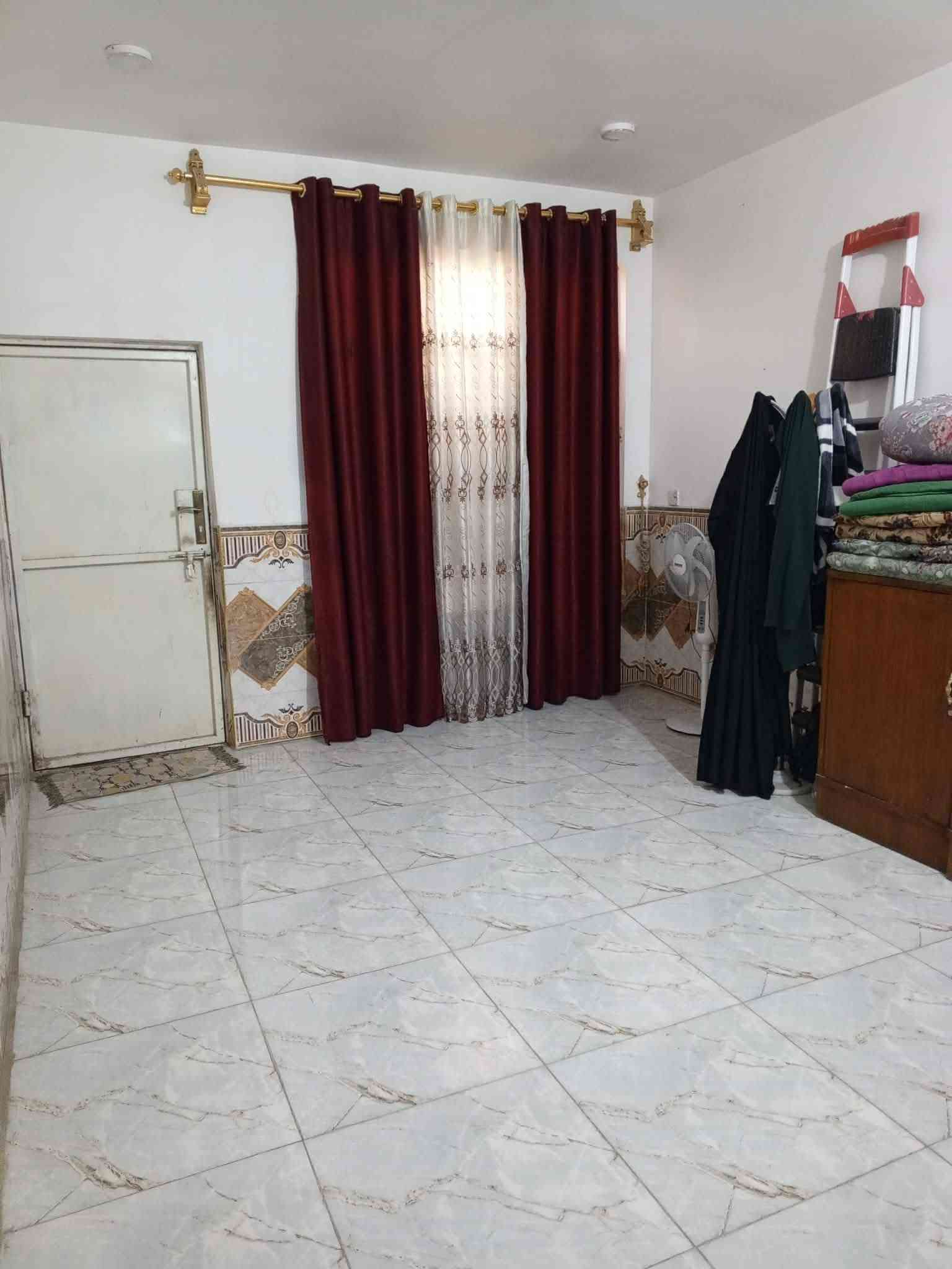 السلام عليكم
بيت للبيع زراعي المساحه ١٨٠ متر العنوان بالسده حي النصر الاول كاع ابو مكي الحمداني البيت طابقين بناء جديد تفاصيل البناء رباط ارضي بناء بلوك والسكف صب يتكون من / غرفتين + صاله + ستقبال + مطبخ + مجمع صحيات + طارمه / الطابق الثاني غرفه + بيتونه السعر المطلوب ( 48 ) مليون وقابل لتفاوض الاستفسار اكثر / *********** // ***********
