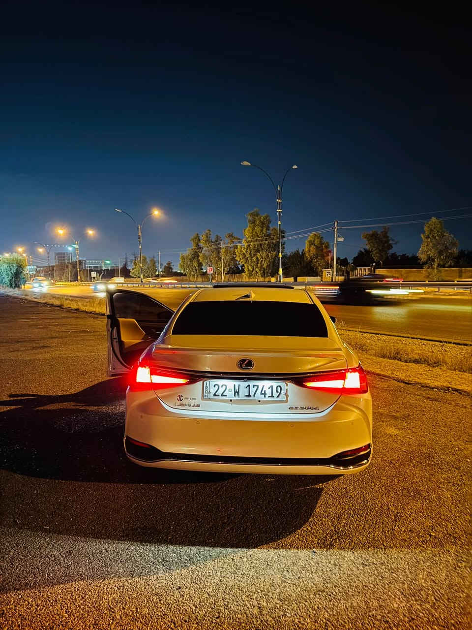 ES300h هايبرد • ٢٠٢٤ • رقم اربيل