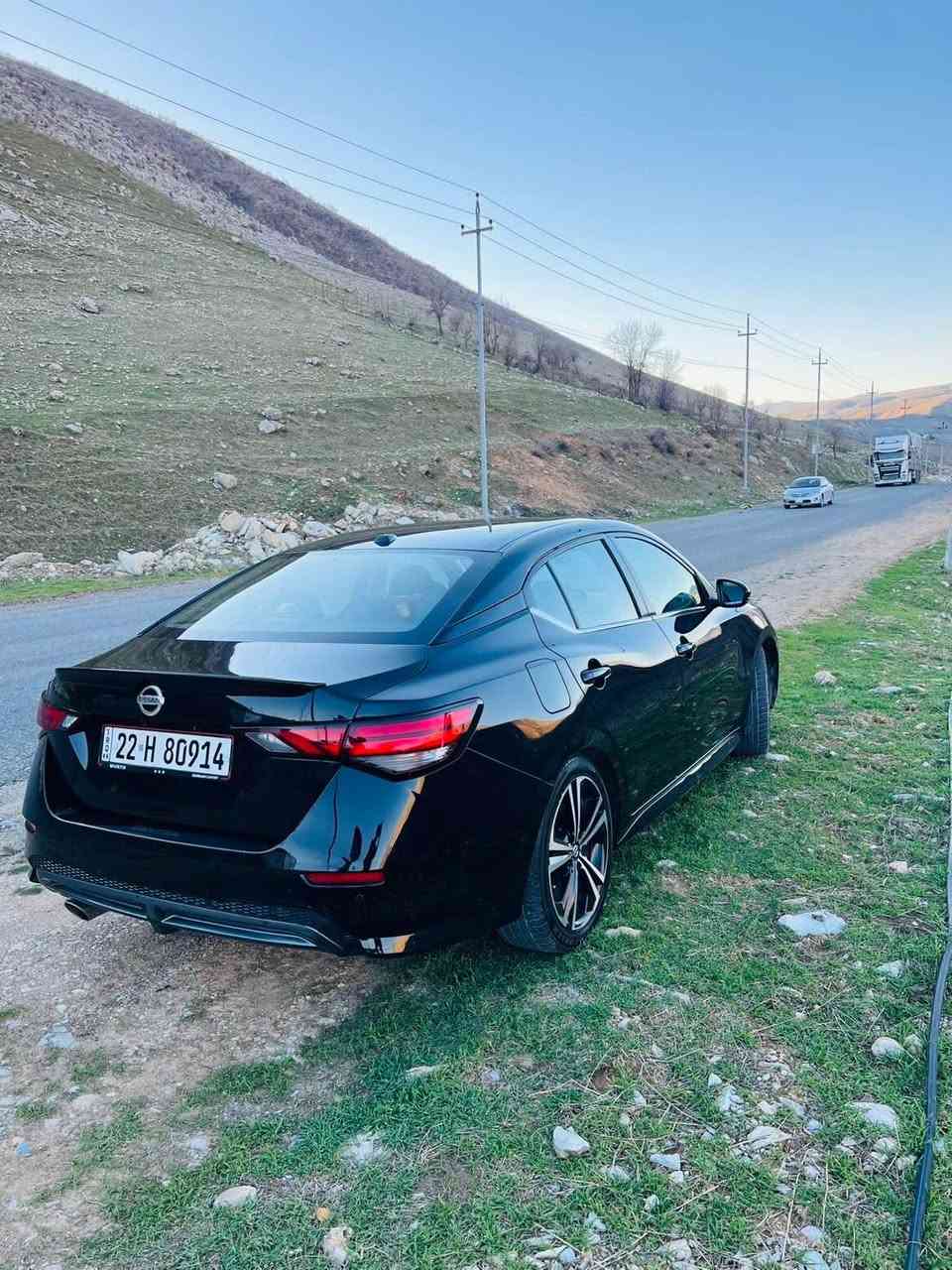سێنترا مۆدێل ٢٠٢١ مواسەفات SR    
گێرو مەكینەی بەشەرت 
چوار پارچەی هەیە   بەشەرت ئەوی داخلی نەگرتبێت 
شوێن خەلیفان 
***********
*********** 
وێنەی شانسیم داناوە سوران, أربيل
