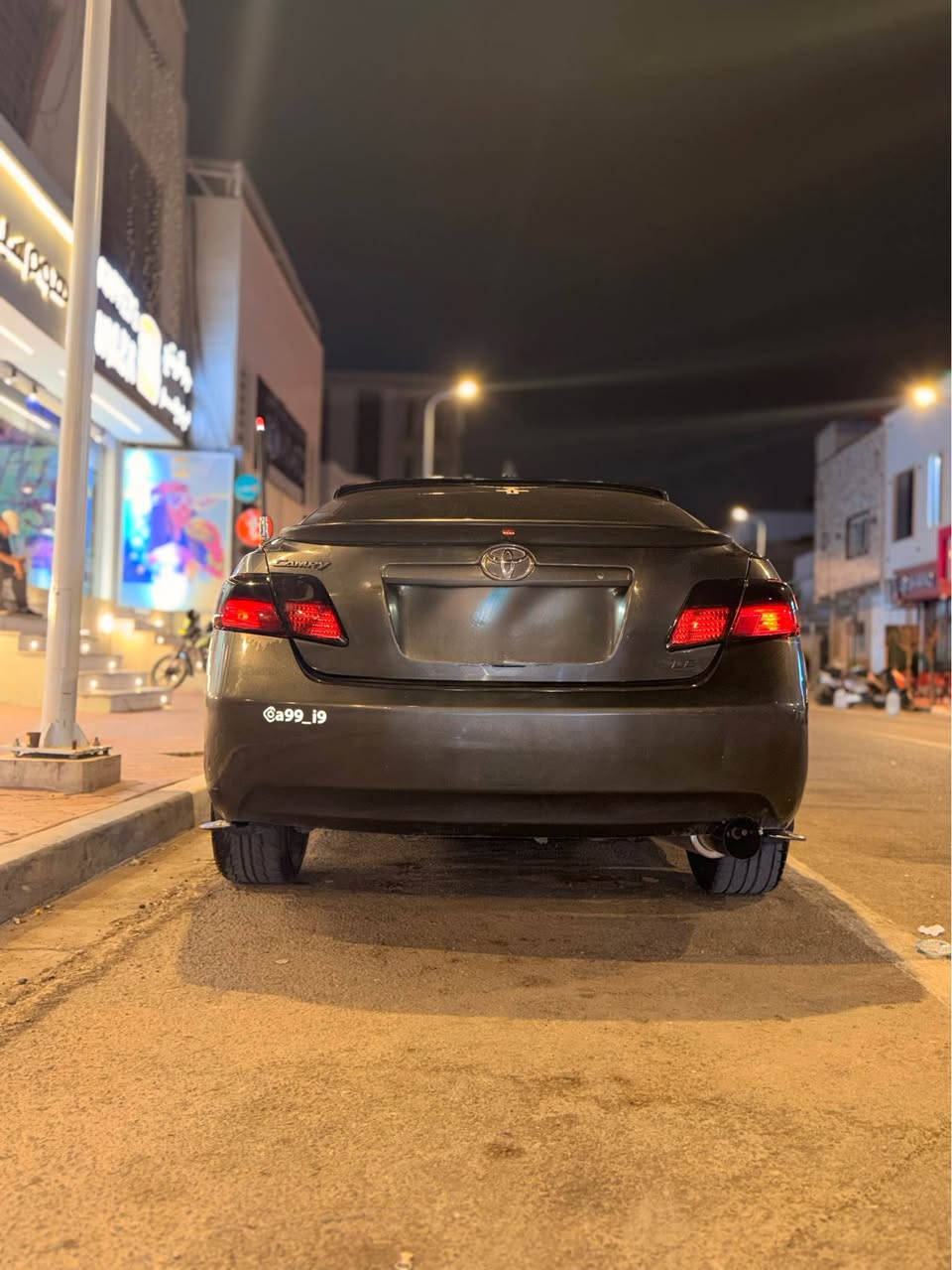 🔥 للبيع Toyota Camry LE 2009 🇺🇸

🚘 كامري LE 2009 وارد أمريكي – رقم بصرة

🔹 محرك 2.4L – 4 سلندر
🔹 قير أوتوماتيك
🔹 ماشية 220,000 كم
🔹 ويل رياضي 20 إنش 🛞
🔹 تايرات جديدة
🔹 صالون رياضي
🔹 مجموعة زنن
🔹 شاشة CarPlay
🔹 اكزوز رياضي 🔥
🔹 منظومة تبريد جديدة
🔹 مكينة جديدة
🔹 كير جديد

🎨 صبغ السيارة:
السيارة مصبوغة عام من الخارج فقط بسبب جراد اللون، والداخلية على حالها.

⚠️: حادث السيارة جاملغ السايق.

📋 الأوراق:
🇮🇶 رقم بصرة إنكليزي
✅ جاهزة للتحويل المباشر

🔧 السيارة جاهزة للفحص والمعاينة، والفحص للجادين.

📍 الموقع: البصرة
💰 السعر: [115]
📞 للتواصل: [***********] البصرة, العراق
