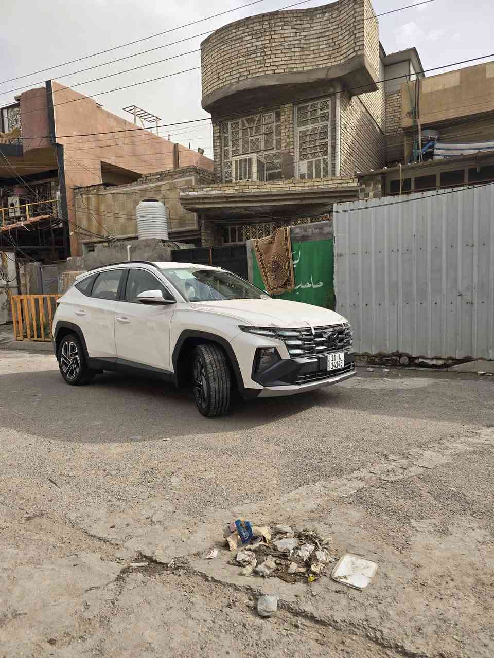 سلام عليكم اخوتي توسان موديل ٢٥ اخت الزيرو ماشيه 3 الاف فول قماره حديد كشنات تدفئه وتبريد العنوان بغداد الاستفسار ***********
