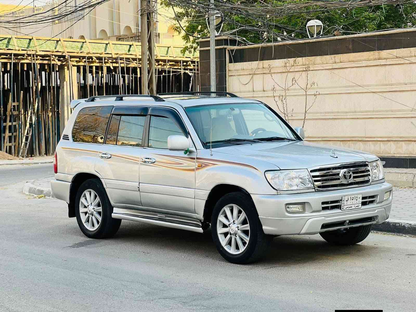 لاندكروز • ٢٠٠٦ • رقم بصرة