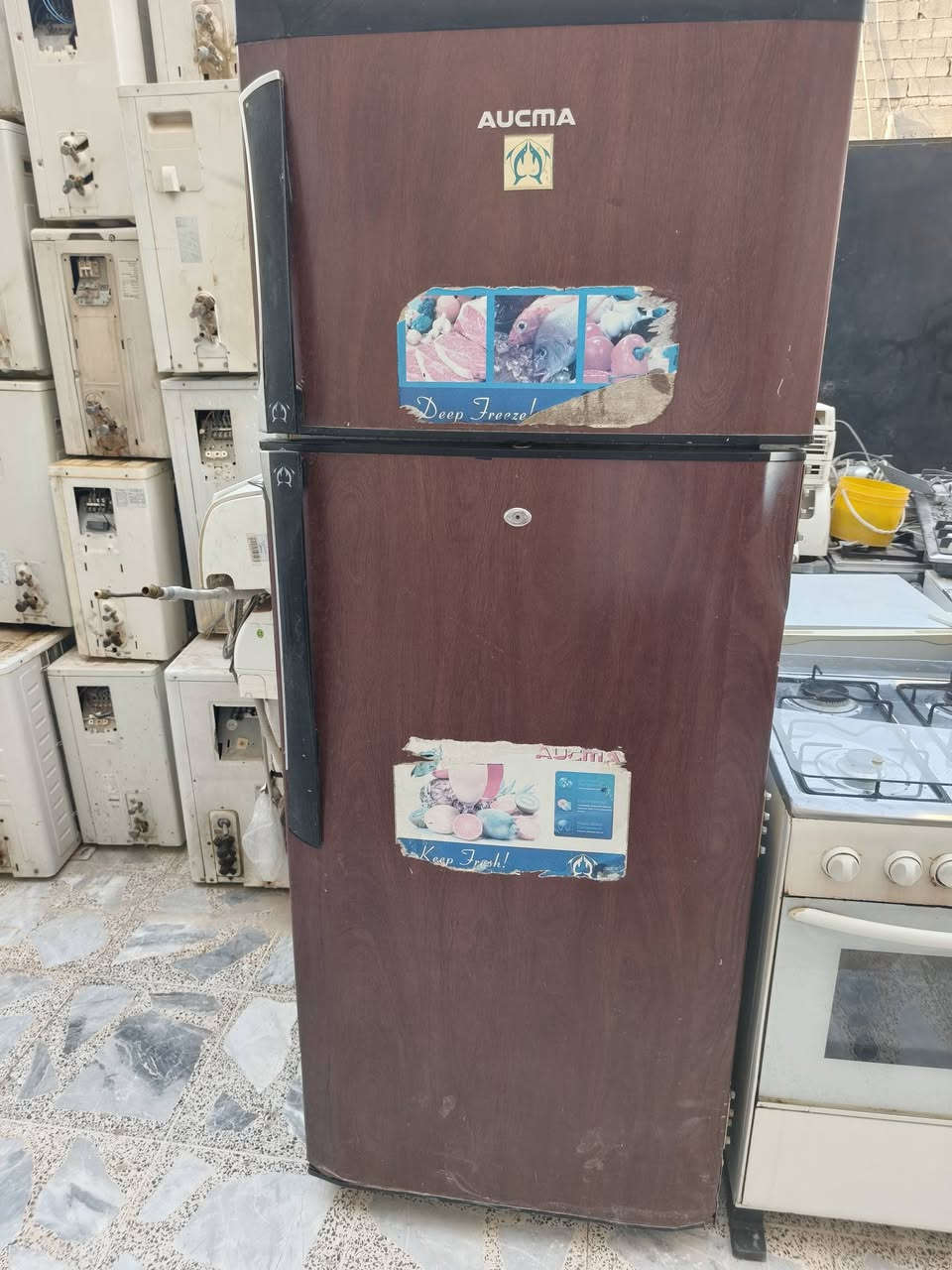 ثلاجات شغاله للبيع بسعر مناسب***********
