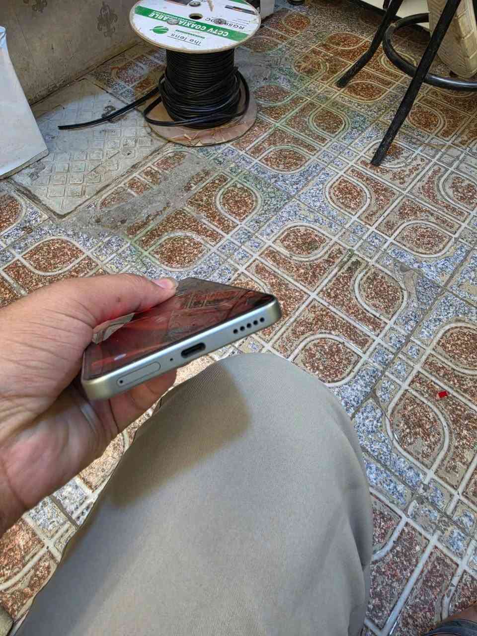 جهاز هونر x9D جاهز جديد بل كارتون مستعمل شهرين تقريبا ذكرته قويه 256 جهاز معروفه موصفاته وقوته سعره  450 قفل تواصل ***********

