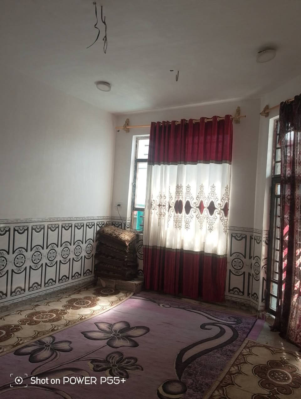 السلام عليكم بيت لي البيع بل مهندسين  مقابل المدينه ألعاب ارظ بابل شارع 80 متين متر الواجهيه 10ولنزال 20 متر غرفتين 5في 4 كندور 9في 4 ستقبال 4في 6 مطبخ 5في 3 مجمع صحيات داخليه وخارجيه وغرفتين بل طابق ثاني بدون سكف طابو زراعي سند 25 البيت بي نوقص قلله رقم الهاتف ***********
