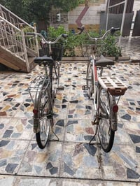 برجستون • ٢٧ بوصة • ٢٠ بوصة