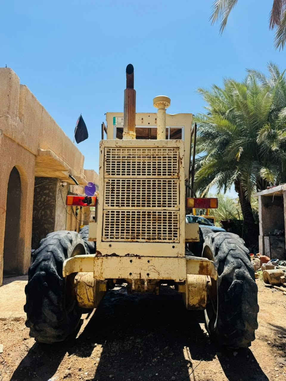 كريدر • كوماتسو ٦٠٥ • واسط