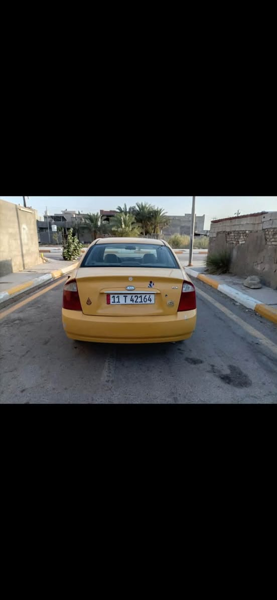 السلام عليكم كيا سبكترا 2006 للبيع مكينه جديده لاتنقيص ولاتبخير كير اوتماتيك جديد حداديه جديده تخم تاير جديد تبريد شرط ثلج كهربأياته كله شغاله مابيه اي نقص السياره بيه فتحه سقف بيه طخه بلجاملغ الكدام بدون دواخل رقم بغداد انكليزي سنويه 2030  جامه اماميه جديده 
السعر ٥٣ مكاني الديوانيه 
***********
