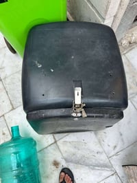 صندوك دلفري للبيع نضيف ب25 رايدة  غراضة كاملة بس شد عنواني بغداد بلديا...