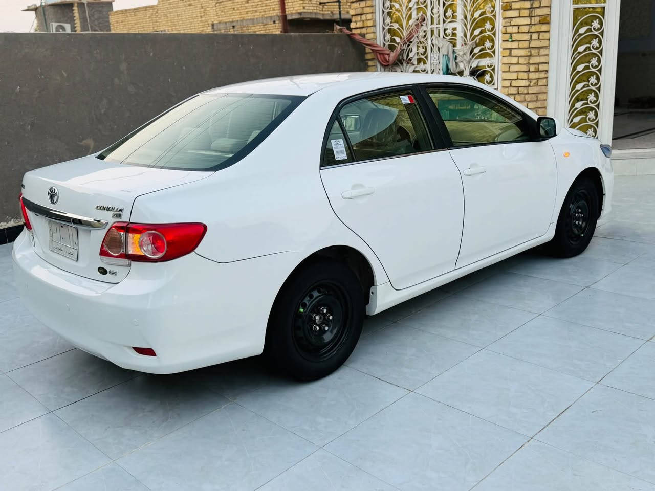 بسم الله ماشاءالله 
السلام عليكم كورلا موديل 2013 
خليجي بيه رشه صبغ بين باب السايق والجاملغ امامي شرط اثر بارد الباقي مكفوله ضربه وصبغ وتبديل وفتح دواخل كلش جديده 
سياره جاهزه من كلشي كير ومكينه وتبريد ثلج محرك 1800 شاشه تاب 
جام كرهباي رقم بصره سنويه مشروع وطني تحويل ثاني اليوم السعر 112 
مكان السياره الناصريه الشراي يتصل 
***********
