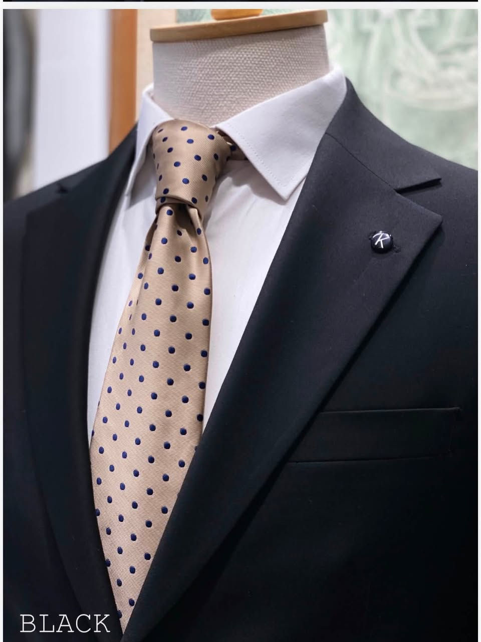 وصلت احدث البدلات قماش ايطالي 50‎%‎ wooL
الى ازياء الامراء بغداد المنصور الرواد مجمع الاميرات مقابل عمارة الجادرجي دروب 6 ودروب 4 هاتف ***********

يوجد خدمه توصيل
