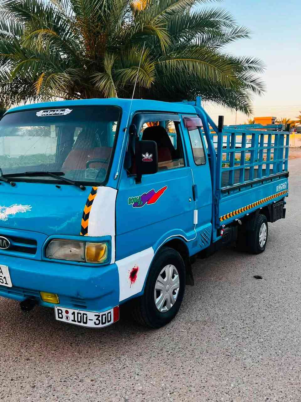 كيه بنكو موديل  96 سنويه ل 30 سياره مكفوله من محرك وكير وكسل قماره بلاديه وتخم تاير سياره كلش حلووه سعر 50 وبيه مجال مكاني رمادي رقم الهاتف. ***********
