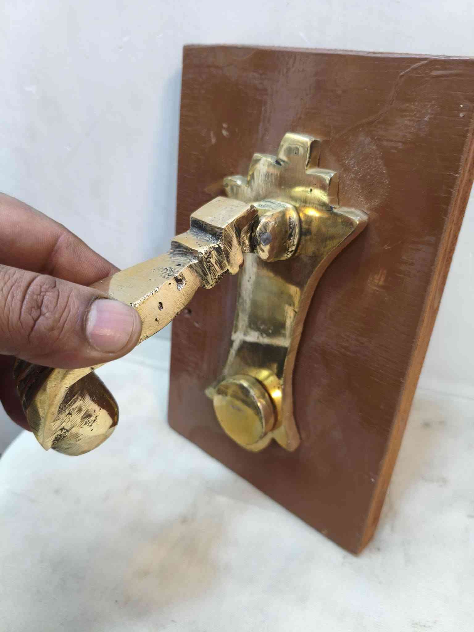 مدكه باب • نحاس • يدوي ثقيل