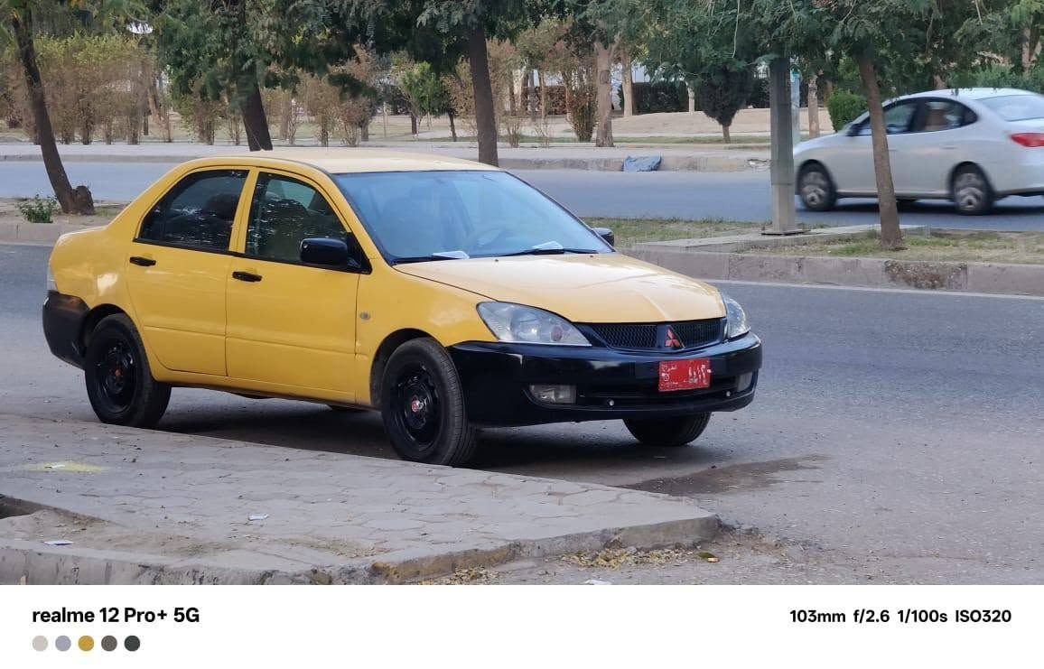 لانسەر تۆماتیک مەکینە گەورە 
گێڕومەینەی بەشەرت
داعموولێردارو بەشەرت 
تەبریت ساردوو گەرم بەشەرت 
بەنزین زۆر کەم دەخوات 
چوارتایەی تازەی لەژێردایە 
چوار جام کارەبای 
کارەبای مەزبووت ماڵی خۆمە گۆڕینەوەش
بەپیکاب یان دووتەنی دەکەین 
نرخی 43گەڵاو مەعمەلە
***********
