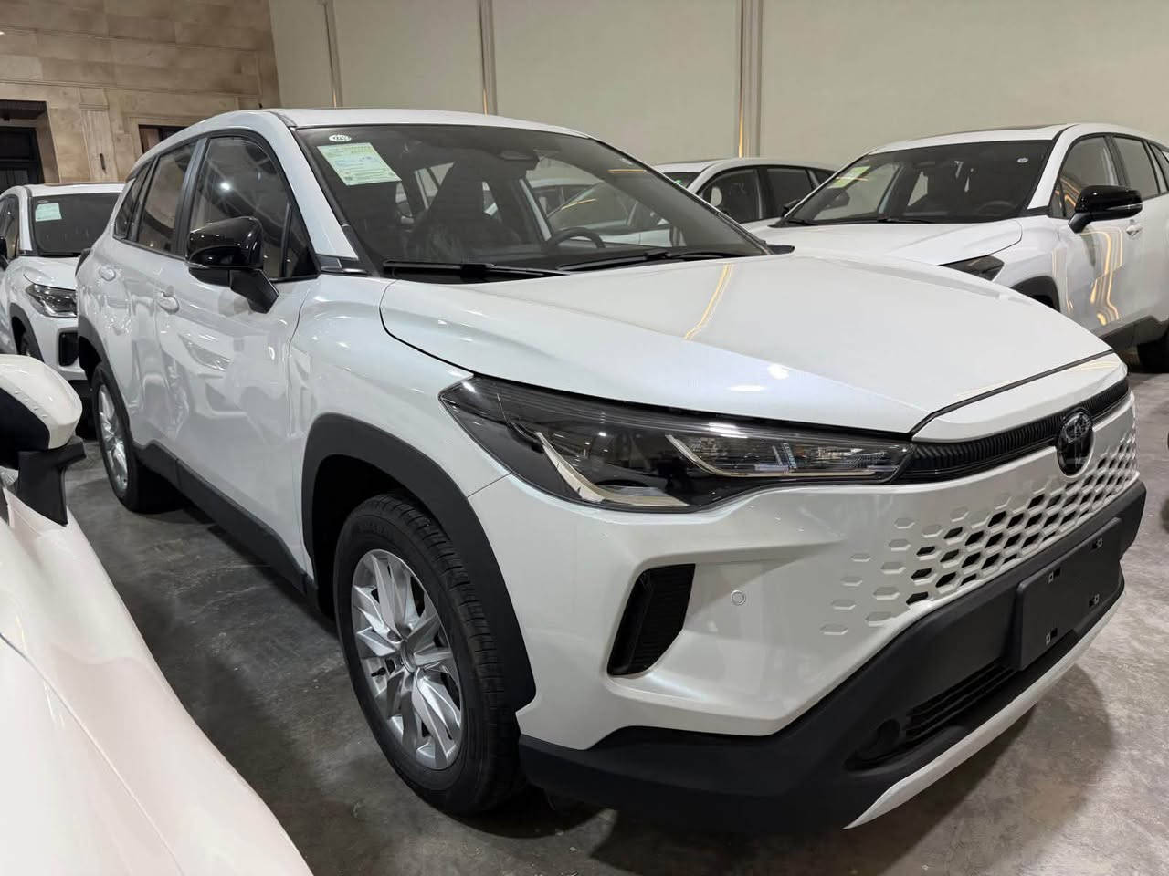 – Toyota Corolla Cross Hybrid 2026 
تويوتا كورولا كروس هايبرد 2026
🌍  
–  بغداد - البياع- الشارع الثالث
.  🛣️  المسافة المقطوعة    - زيرووووووو  
------------------------------------------------------------ 
💰 اتصل لمعرفه الاسعار بسعر الجملة
 
✅ المواصفات :
🔹 الموديل: 2026
🔹 الحالة: زيرو
🔹 المحرك: 2000 سي سي هايبرد 

✔️ حساسات أمامية وخلفية
✔️ فتحة سقف
✔️ مقاعد جلد
✔️ مقعد كهربائي
✔️ كاميرا خلفية
✔️ بصمة تشغيل ودخول
✔️ إشارات بالمراية
✔️ شاشة وسطية حديثة
✔️ تحكمات ستيرن
✔️ أوتو هولد
✔️ مكيف أوتوماتيك
✔️ مرايا كهربائية
✔️ زجاج كهرباء

✔️ ABS
✔️ ESP
✔️ مانع انزلاق
✔️ وسائد هوائية متعددة
✔️ استهلاك وقود اقتصادي جدًا
✔️ قيادة مريحة وهادئة
✔️ مساحة داخلية ممتازة
✔️ مناسبة للعائلة والاستخدام اليومي
بغداد معارض البياع الشارع الثالث
شركة طريق الجوهرة للتجارة العامة والسيارات
***********
***********
***********
