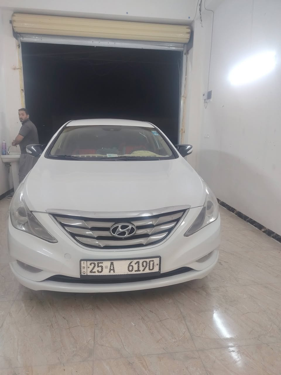 سوناتا 2011 محرك 2400
بيه صبغ نص جاملغ امامي وبيه بارد بالباب الخلفي وشويه من الهلال شرط بدون دواخل تخم تاير اليوم شديته كير محرك تبريد تحويل غرامات كلو مكفول مكاني تكريت  الاتصال ***********
