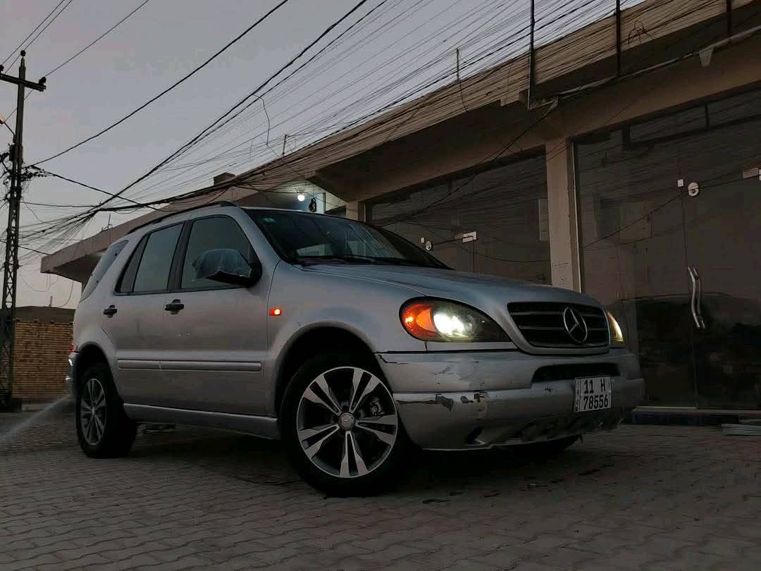 مارسيدس موديل 2000 ml320  سياره نضيفه وحلوه السعر 75 مكانها واسط الكوت وبيها مجال استفسار ***********