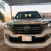 لاندكروزر GXR • V6 ٤.٠ • اليرموك