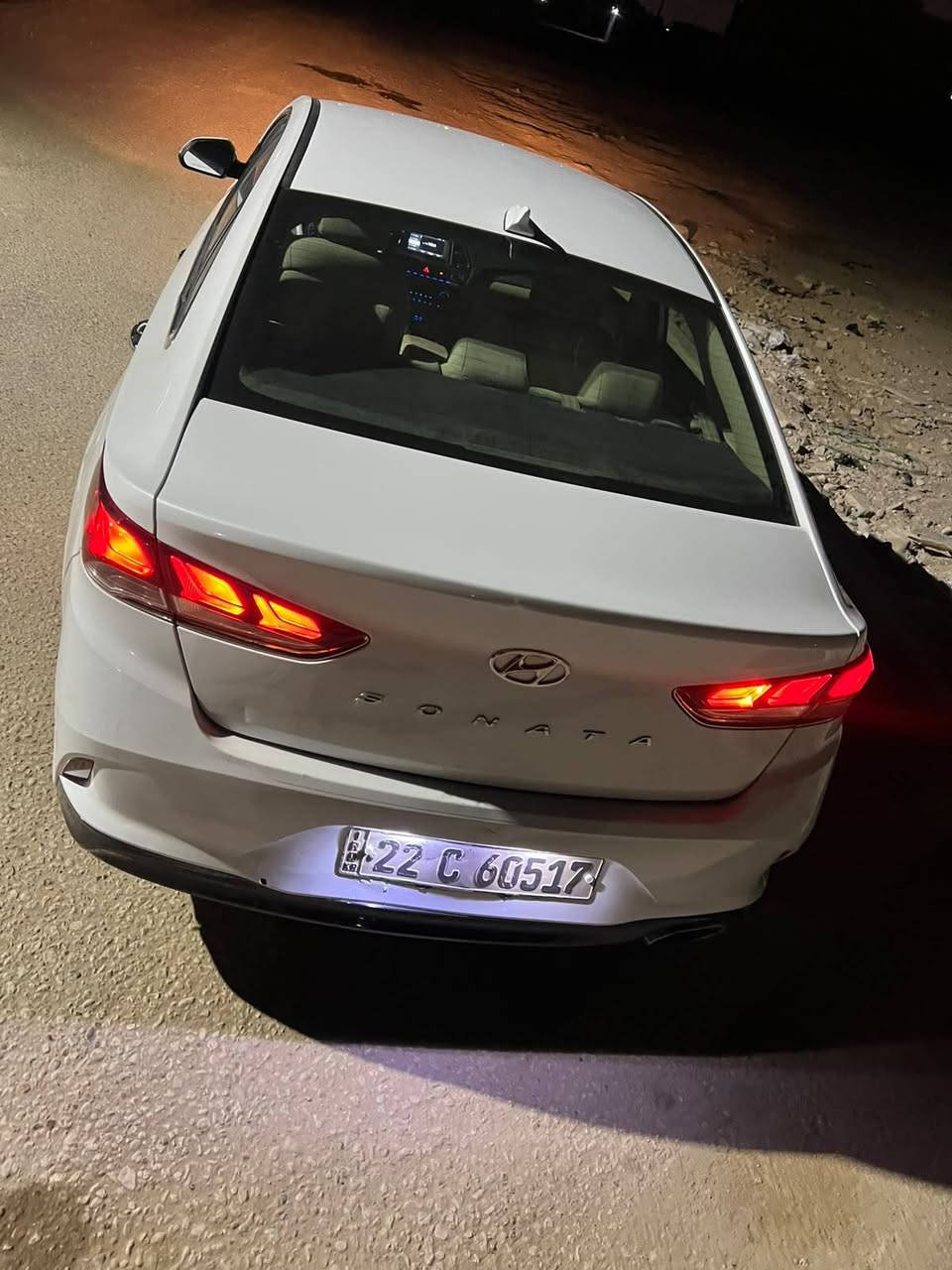 السلام عليكم 
سوناتا 2019 وارد امريكي

سيارة فول مواصفات 
1 رادار 
2 حساسات 
3 كشنات كهرباء 
4 مري شفط 
5 قطعتين تبريد 
6 فول تحكمات ستيرن 
7 مود درايف 
سبورت_ نورمال_ ايكو 
8 لد نهاري
9 مانع انزلاق 
10 محرك 2400
محرك معاه كازكيت

 وكير كفاله شرط

سيارة جديدة مال جناي 
شرط انضف من الصوره 
سونار مرفق بل منشور 
السعر 119 وبيها مجال قليل 
العنوان كربلاء الاستفسار رقم ***********
