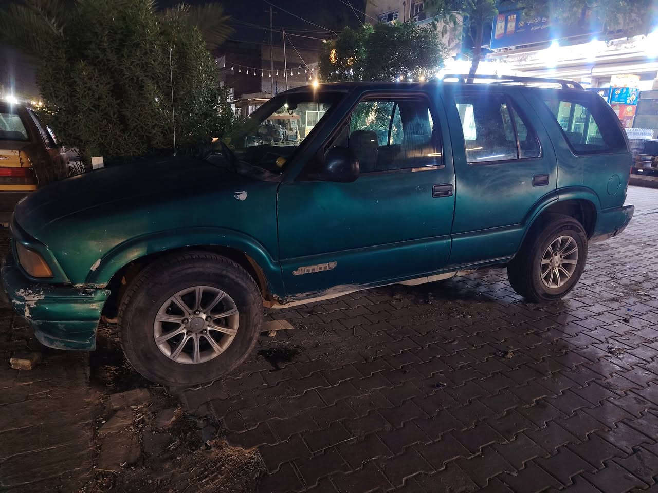 السلام عليكم
سيارة جمسي جيمي للبيع موديل 1996 كير ومكينه بلادي خير من الله شرط التحويل مكاني بغداد حي اور السعر 34
***********
